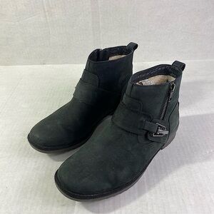 UGG Cheyne Waterproof Leather Ankle Boots 8 Black